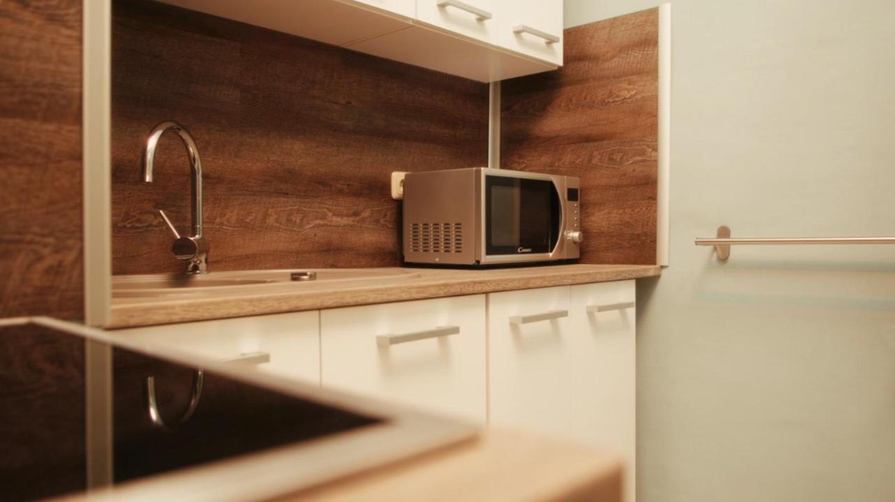 ホテル Anker Arneburg エクステリア 写真